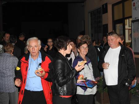 Prireditev Druži naju ples in petje z mednarodno udeležbo 111